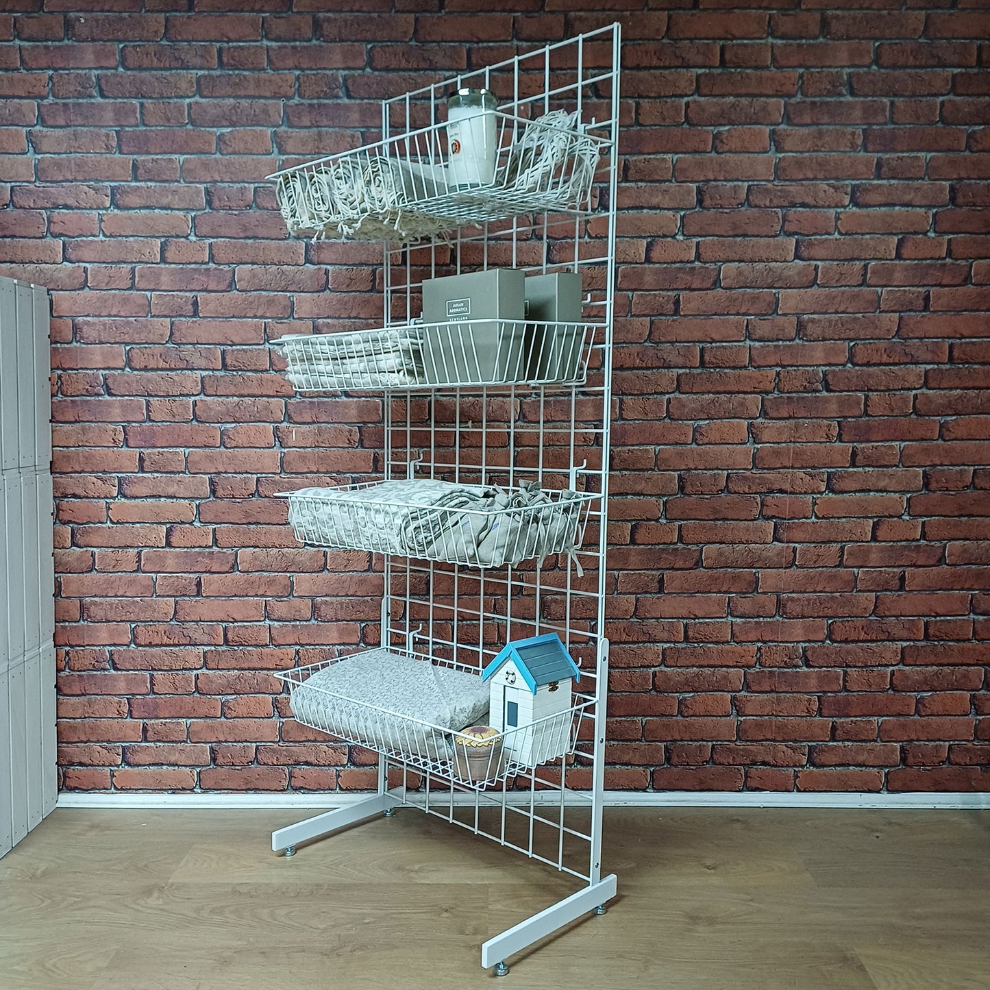GRID PANEL 3 WAY STANDING GONDOLA DISPLAY